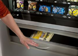 On-screen cart snack vending machine